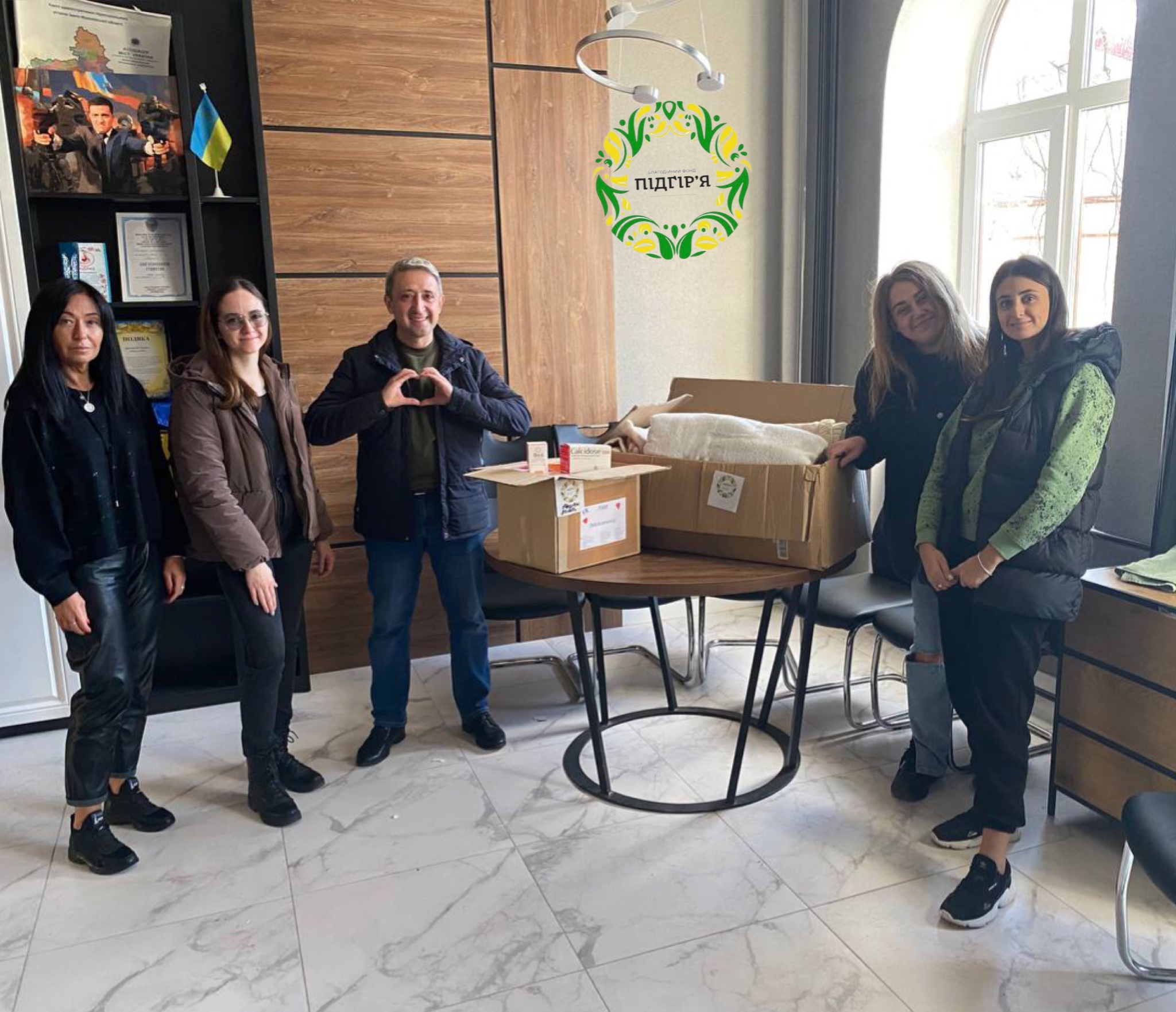 Медичні засоби передали військовим 