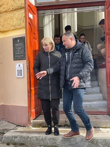 Благодійний фонд «Підгір’я» відвідала губернатор області Світлана Онищук